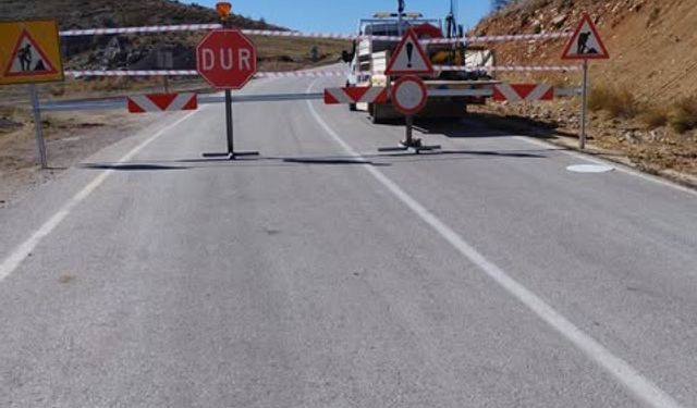 Yalvaç–Afyonkarahisar Yolu Trafiğe Kapatıldı