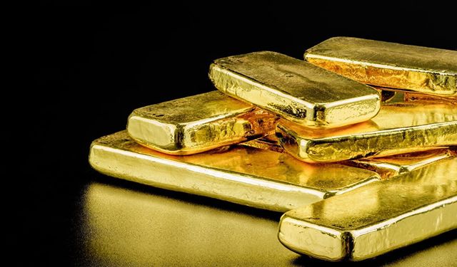 Altın Rafinerisi’ne Operasyon: 23 Gözaltı!
