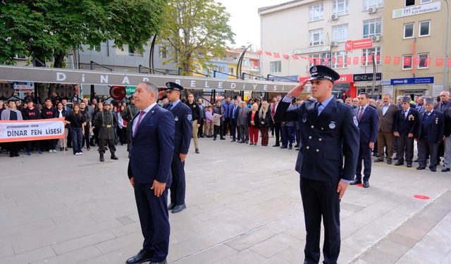 Dinar’da Cumhuriyet’in 102. Yılı Coşkuyla Kutlandı