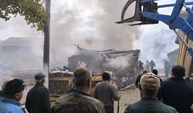 Eğirdir’de Çıkan Yangın Kontrol Altına Alındı