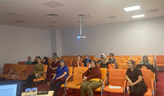 Eğirdir'de Postpartum Kanama eğitimi verildi