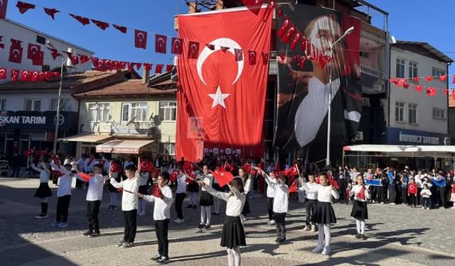 Gelendost’ta Cumhuriyet Coşkusu