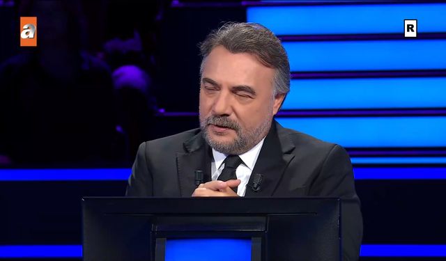 Dede Korkut hikayelerinin ana konusu hangi Türk kavminin destansı hayatıdır?