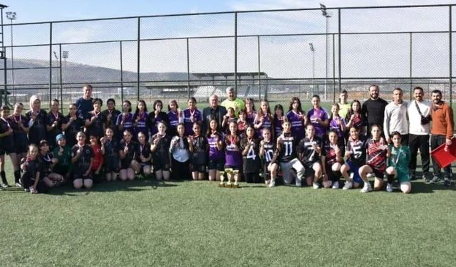 Afyonkarahisar’da Yıldız Kızlar Futbol Finali Tamamlandı