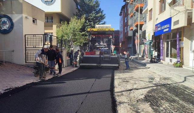 Burdur Belediyesi duyurdu: Nurcami Sokak’ta Asfaltlama Başladı