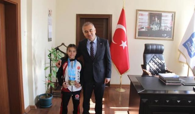 Atabeyli Öğrenci Elif Masal Şensoy’dan Karate Başarısı