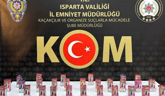 Isparta’da kaçak ürün operasyonu: Gıda ve e-sigara ele geçirildi
