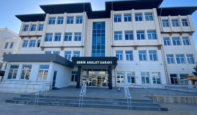 Serik’te Rüşvet Skandalı: Üç İsim Gözaltına Alındı