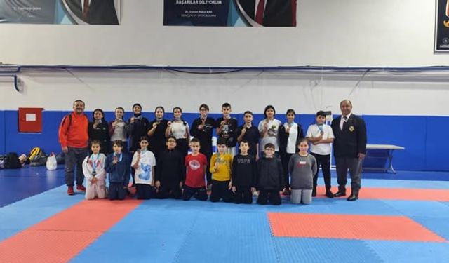 Serik’li Karateciler Denizli’den 15 Madalya ile Döndü