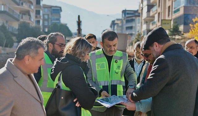 Denizli’de Sıcak Asfalt Çalışmaları Hız Kazandı