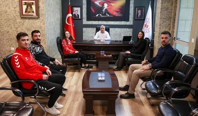 Denizlili Milli Boksörden Avrupa Üçüncülüğü