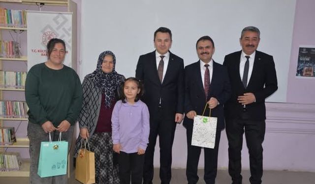 Şarkikaraağaç’ta Kütüphane Haftası Coşkuyla Başladı
