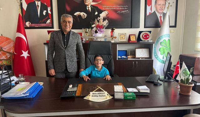 Çiçekpınar’da 23 Nisan Coşkusu Okulu Sardı