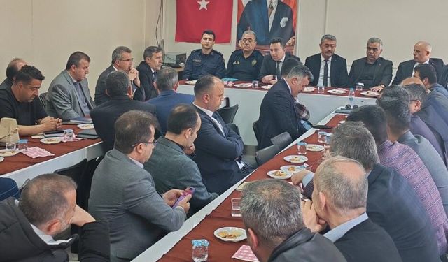 Şarkikaraağaç’ta Okul Güvenliği Masaya Yatırıldı