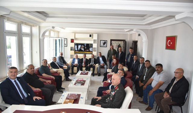 Eğirdir’de Bayramlaşma Programı Gerçekleştirildi