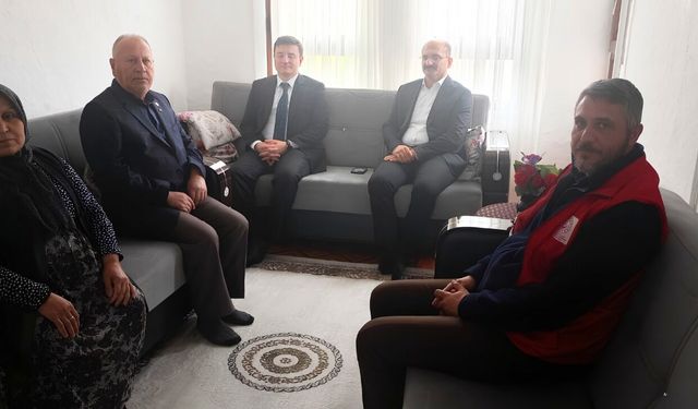 Yalvaç'ta Şehit Yakını Ve Kıbrıs Gazisine Anlamlı Ziyaret
