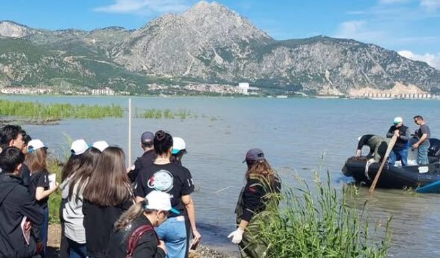 Isparta’da Gençler Eğirdir Gölü İçin Dijital Çözümler Üretti