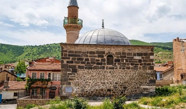 Mimarisindeki Sır Kabe'de Saklı: Türkiye'deki O 3 Özel Cami!