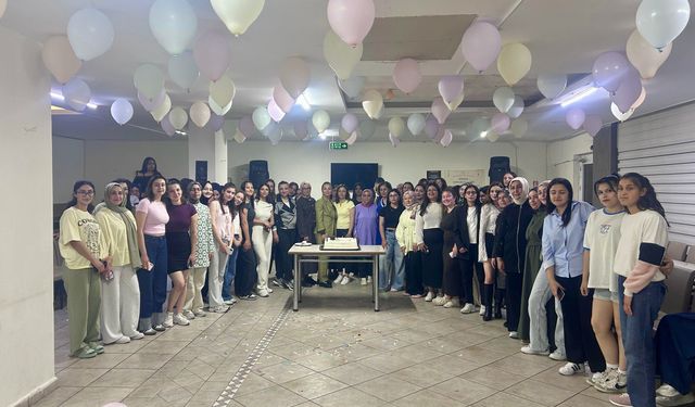Öğrenciler Dönem Sonu Eğlencesinde Doyasıya Eğlendi