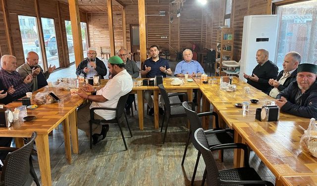 Eğirdir Belediyesi’nden Geleneksel Çorba İkramı: Birlik ve Beraberlik Sofrası