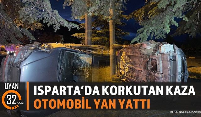 Isparta'da Üniversite Kavşağı'nda Otomobil Kazası
