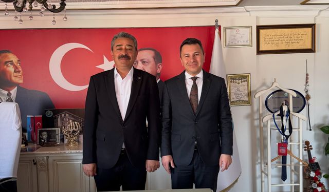 Şarkikaraağaç’ta Veda Zamanı: Kaymakam Özdemir’e Uğurlama