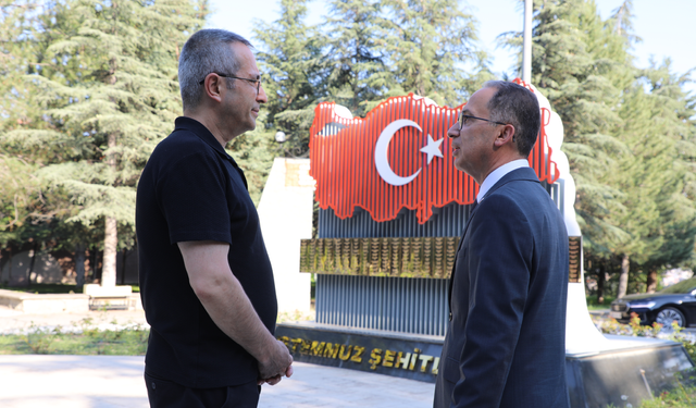 Yunus Emre Enstitüsü Başkanı'ndan SDÜ'ye Ziyaret