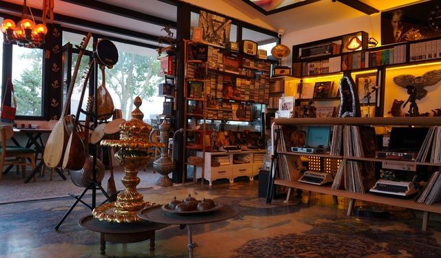 Eğirdir'de Tarihi Dönüşüm: Atayolu Sanat Kafe Kapılarını Açtı