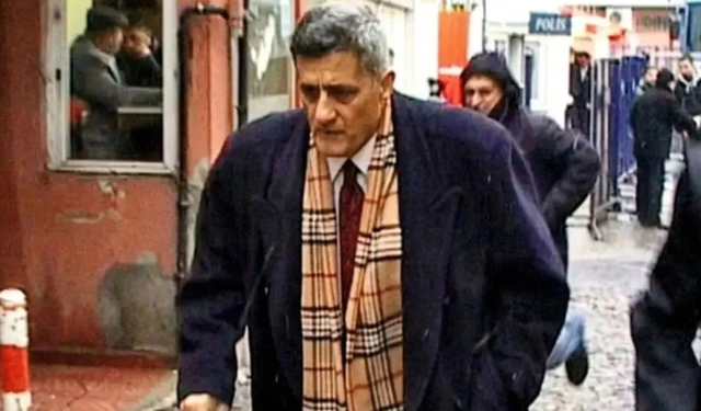 Kaşif Kozinoğlu Kurtlar Vadisi’nde hangi karakterdi? Ölümü hangi bölümde oldu?