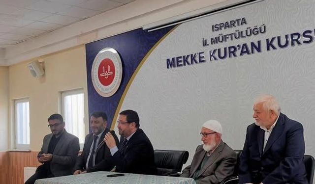 Isparta Müftüsü Yusuf Eviş'ten Mekke Kur'an Kursuna Ziyaret
