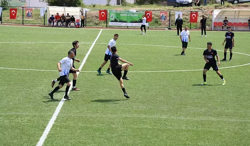 Çameli’de Futbol Coşkusu 19 Mayıs’ta Zirveye Ulaştı