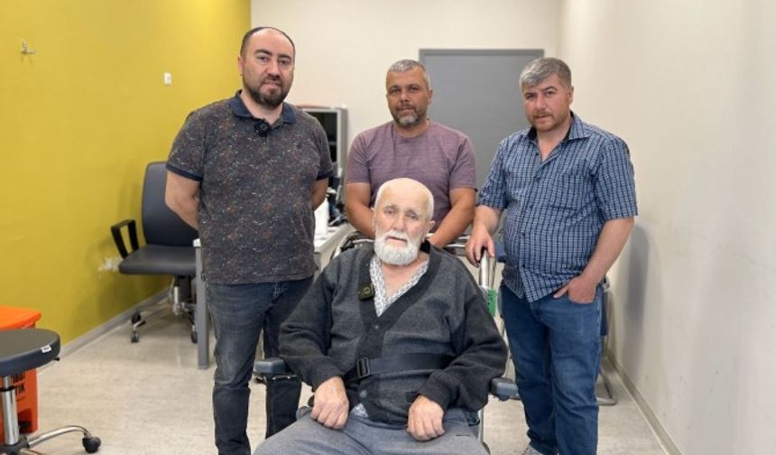 Kritik Müdahale: Oğlunun Kalp Masajı ve Doktorların Anjiyosu Hayat Kurtardı
