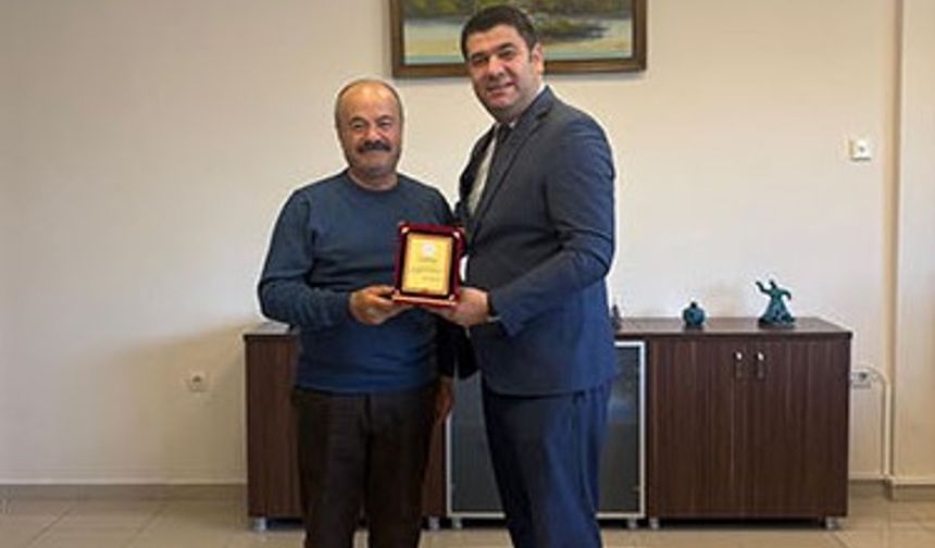 Yalvaç Devlet Hastanesi’nde Emekli Olan Personele Veda