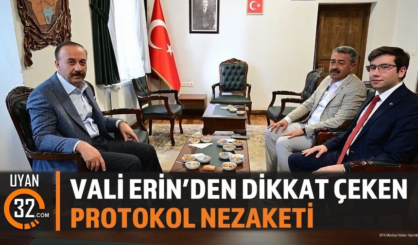 Vali Erin'den Protokol Nezaketi: Kaymakam Koltuğuna Oturdu