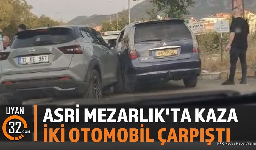 Isparta'da Trafik Kazası: Asri Mezarlık Mevkiinde 2 Araç Çarpıştı