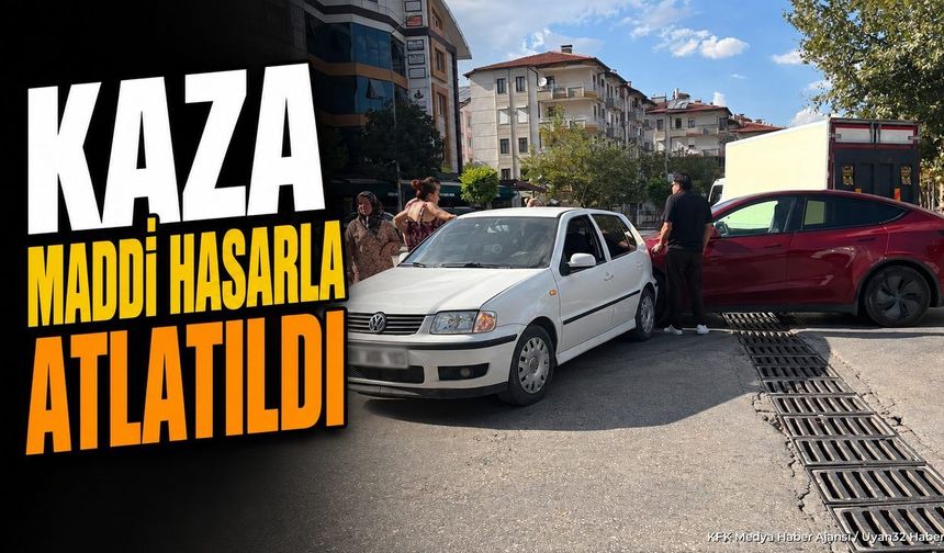 ERTOKUŞ CADDESİ'NDE KAZA UCUZ ATLATILDI