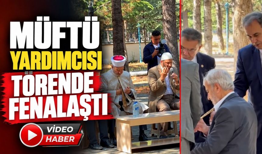 ŞEHİTLİK'TE DUA EDERKEN FENALAŞTI!