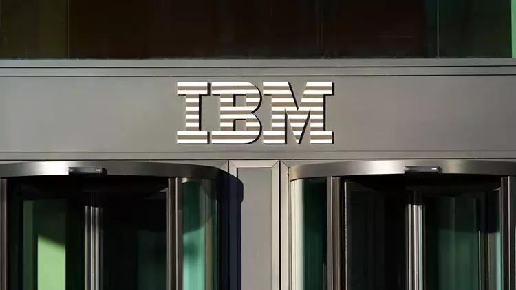 IBM, 2023 yılı üçüncü çeyrek sonuçlarını kamuoyuyla paylaştı; gelir artışı yaşandı ancak net zarara düştü.