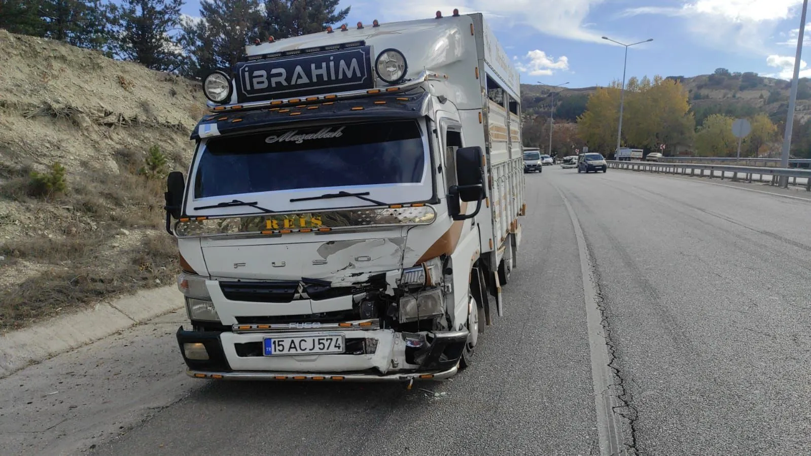 Burdur Antalya Karayolunda Zincirleme Kaza, 2 Yaralı 2