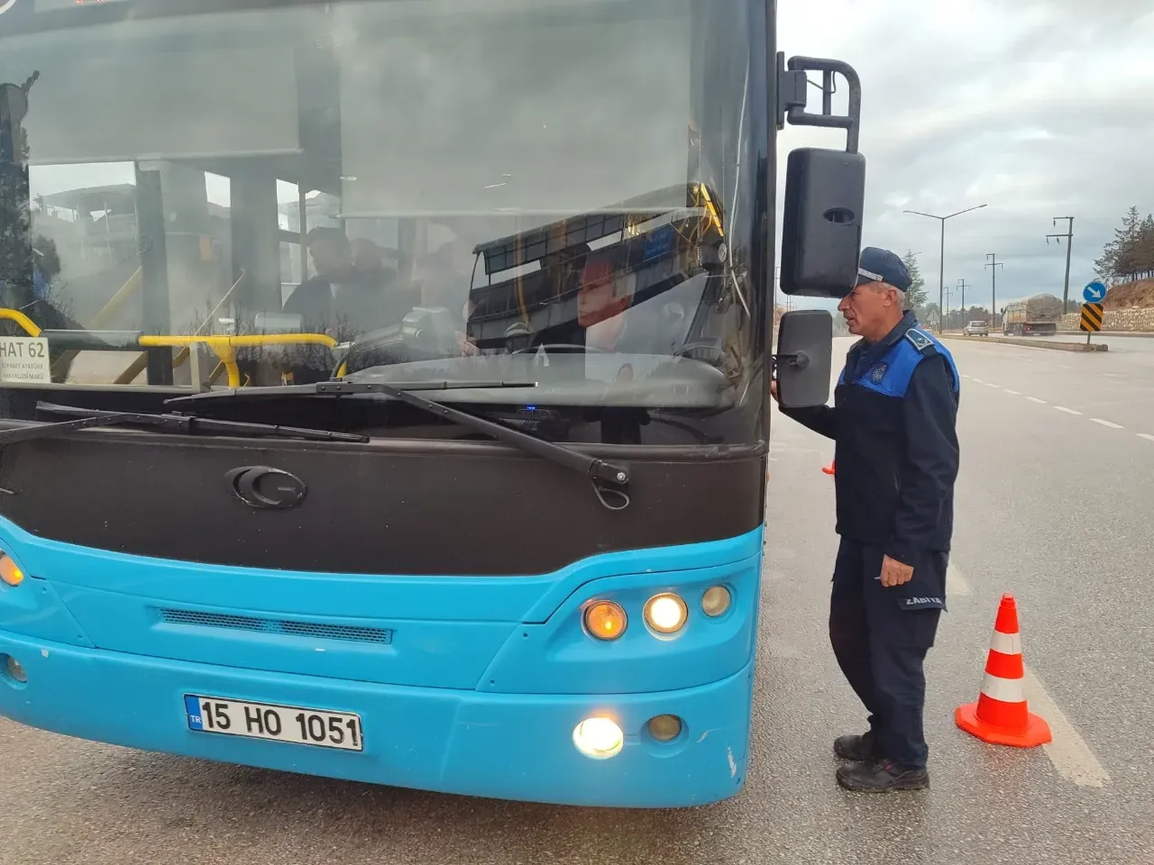 Zabıtasından Özel Halk Otobüslerine Sert Denetim 3