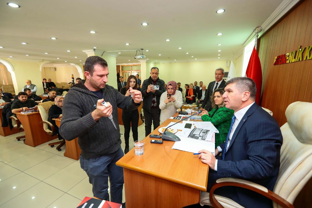 Burdur’da Şebeke Suyu Kalitesi Arttı Başkan Mecliste Test Etti Kapak 1