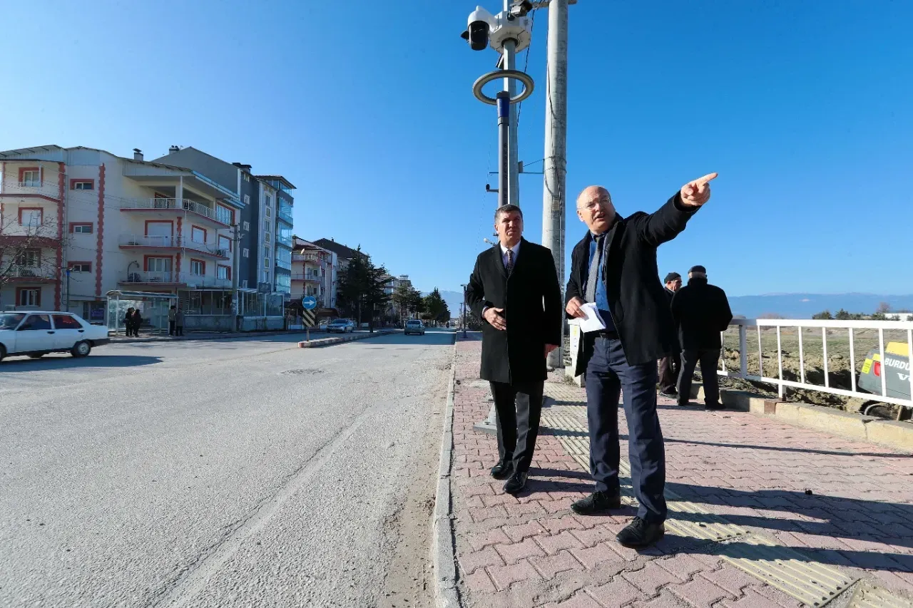 Burdur’un Tehlikeli Kavşağında Çözüm 3