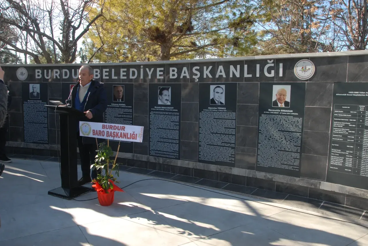 Türk Siyasi Tarihi Burdur Demokrasi Parkı’nda Canlanıyor 2