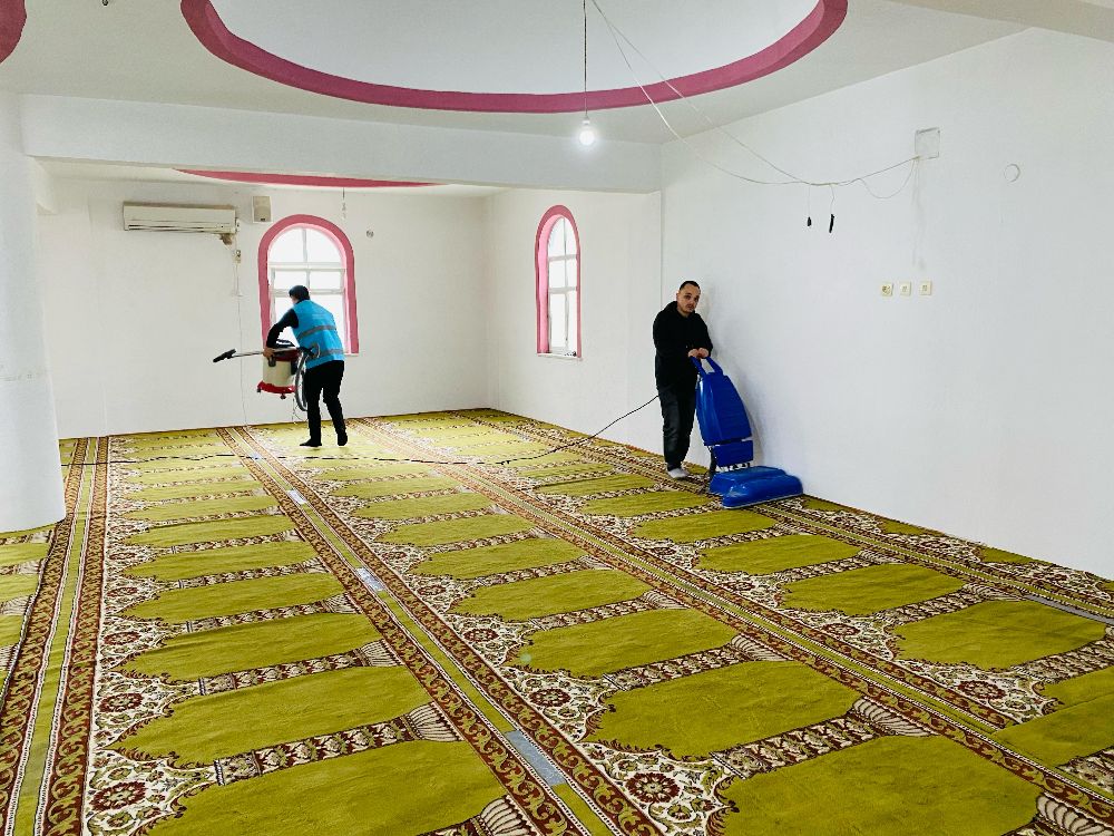 Bucak’ta Kyk Öğrencileri Cami Temizledi 1