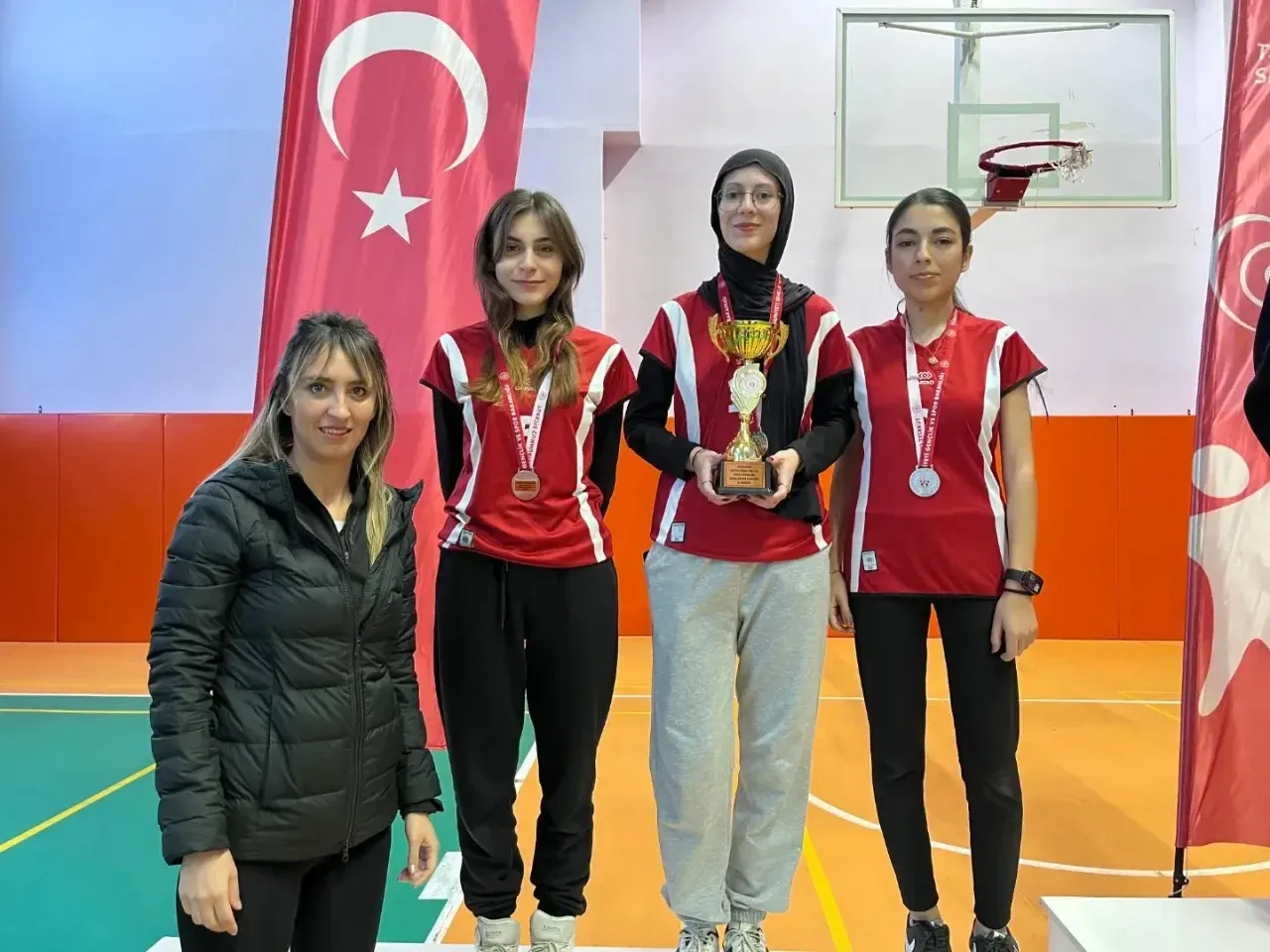 Burdur'da Floor Curling Mücadelesi Tamamlandı! 5