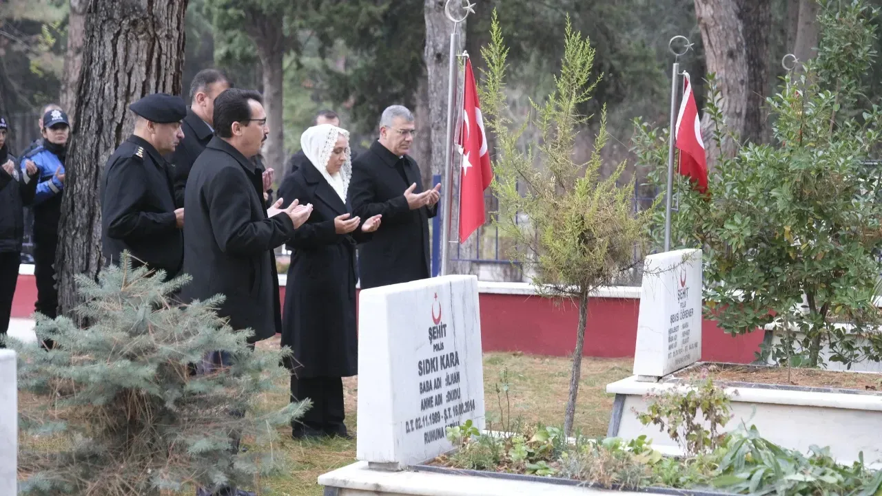 Burdur’un Kahramanlarına Saygı Şehit Ailesi Ve Gazilere Anlamlı Ziyaret 2