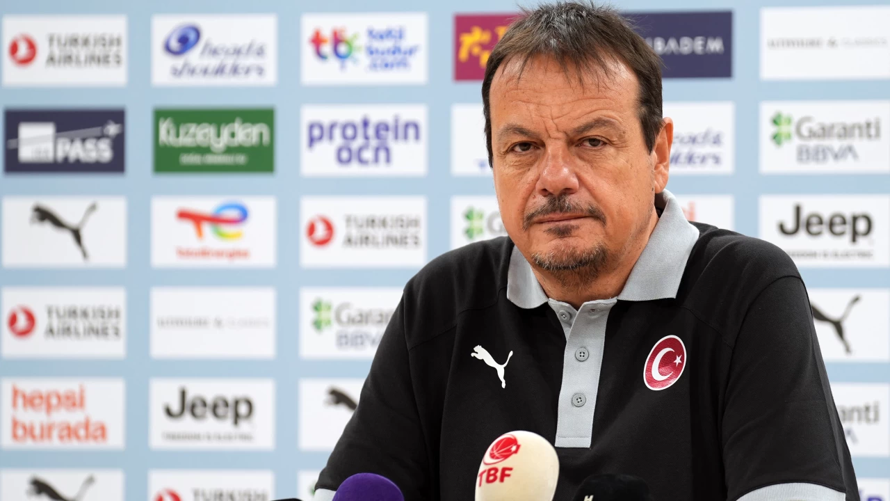 Ergin Ataman, Avrupa Şampiyonası’na iddialı bir kadro ile gideceklerini ve grup liderliği hedeflediklerini söyledi.