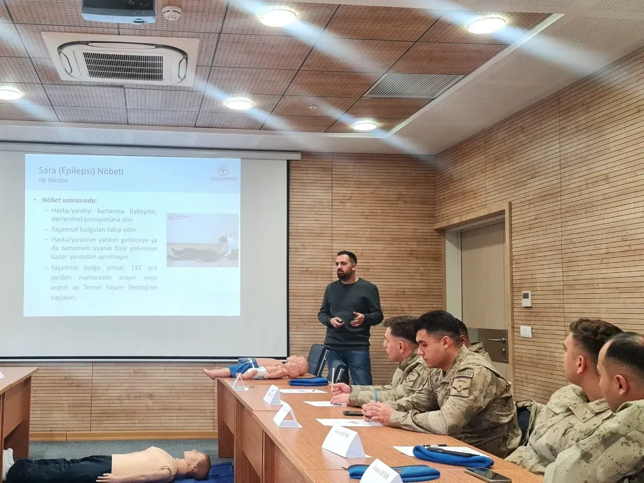 Jandarma Personeli, İlkyardım Eğitimiyle Hayat Kurtarmaya Hazır 2