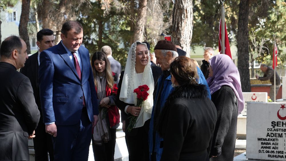 Burdur’da 18 Mart Anma Töreni! Şehitlerimiz Dualarla Yâd Edildi 4