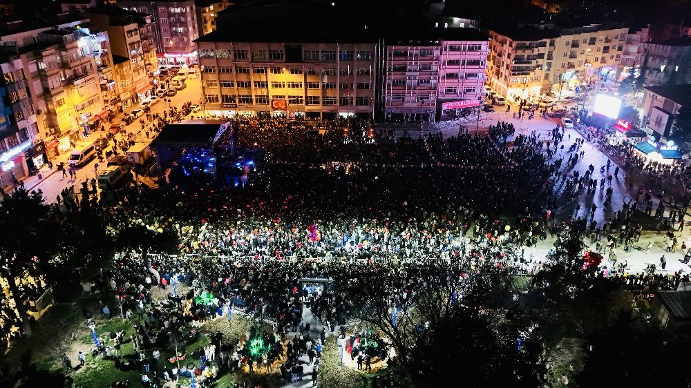 Burdur’da Atatürk’ün 95. Yılı Haluk Levent Konseriyle Taçlandı! 2